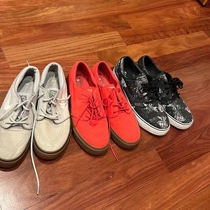 Nike skate shoes lightly used pack